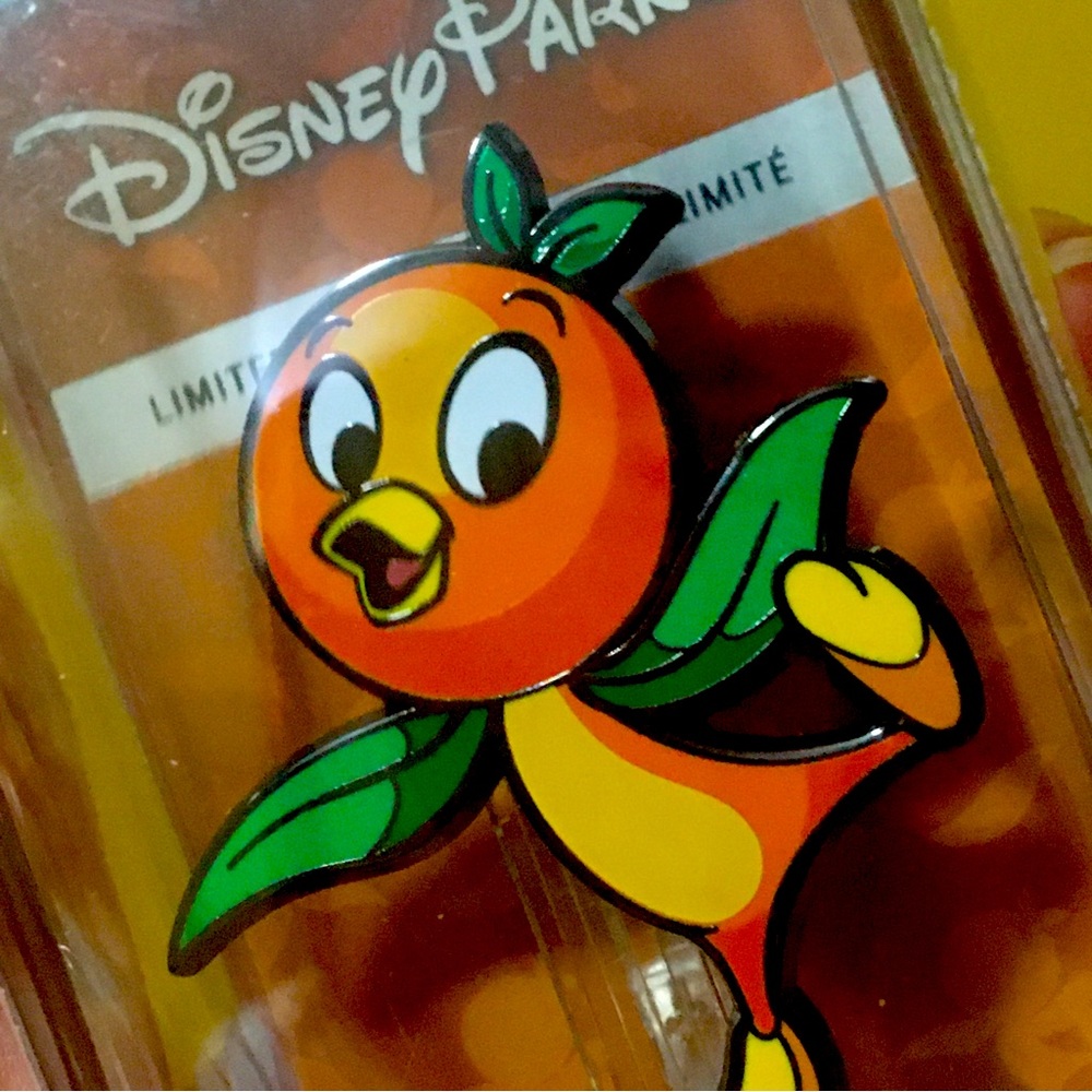 NIB Orange Bird FiGPiN Disney Parks - Picture 1 of 4